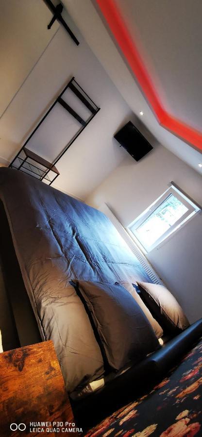 La Pierre Du Diable Bed & Breakfast สเตฟโล ภายนอก รูปภาพ